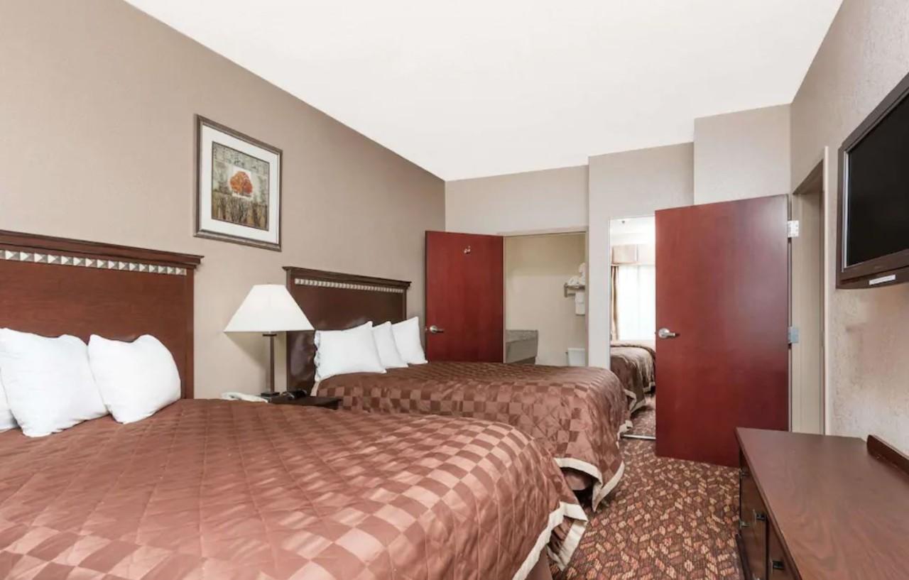 La Quinta Inn & Suites By Wyndham Augusta Fort Eisenhower Esterno foto