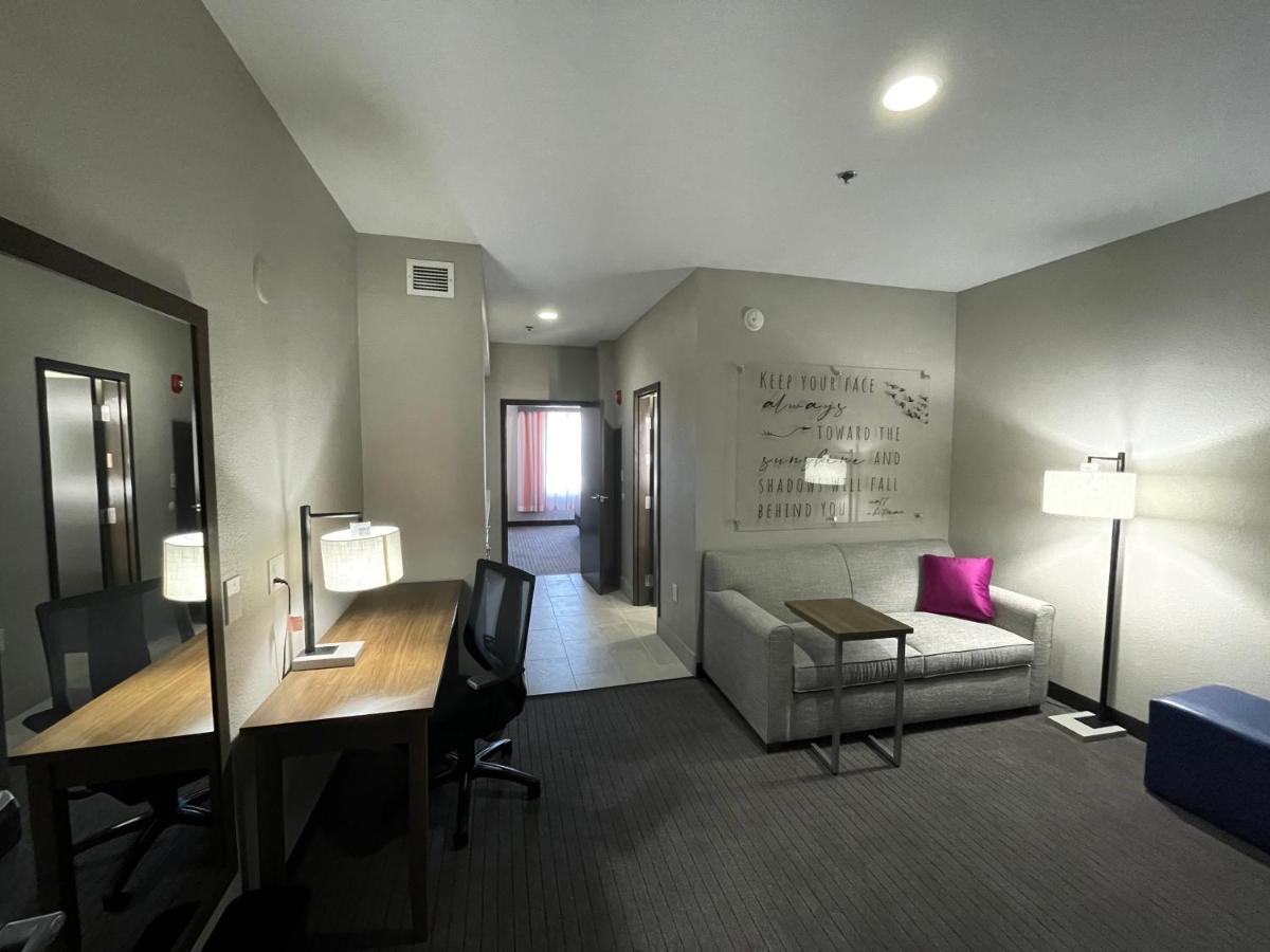La Quinta Inn & Suites By Wyndham Augusta Fort Eisenhower Esterno foto