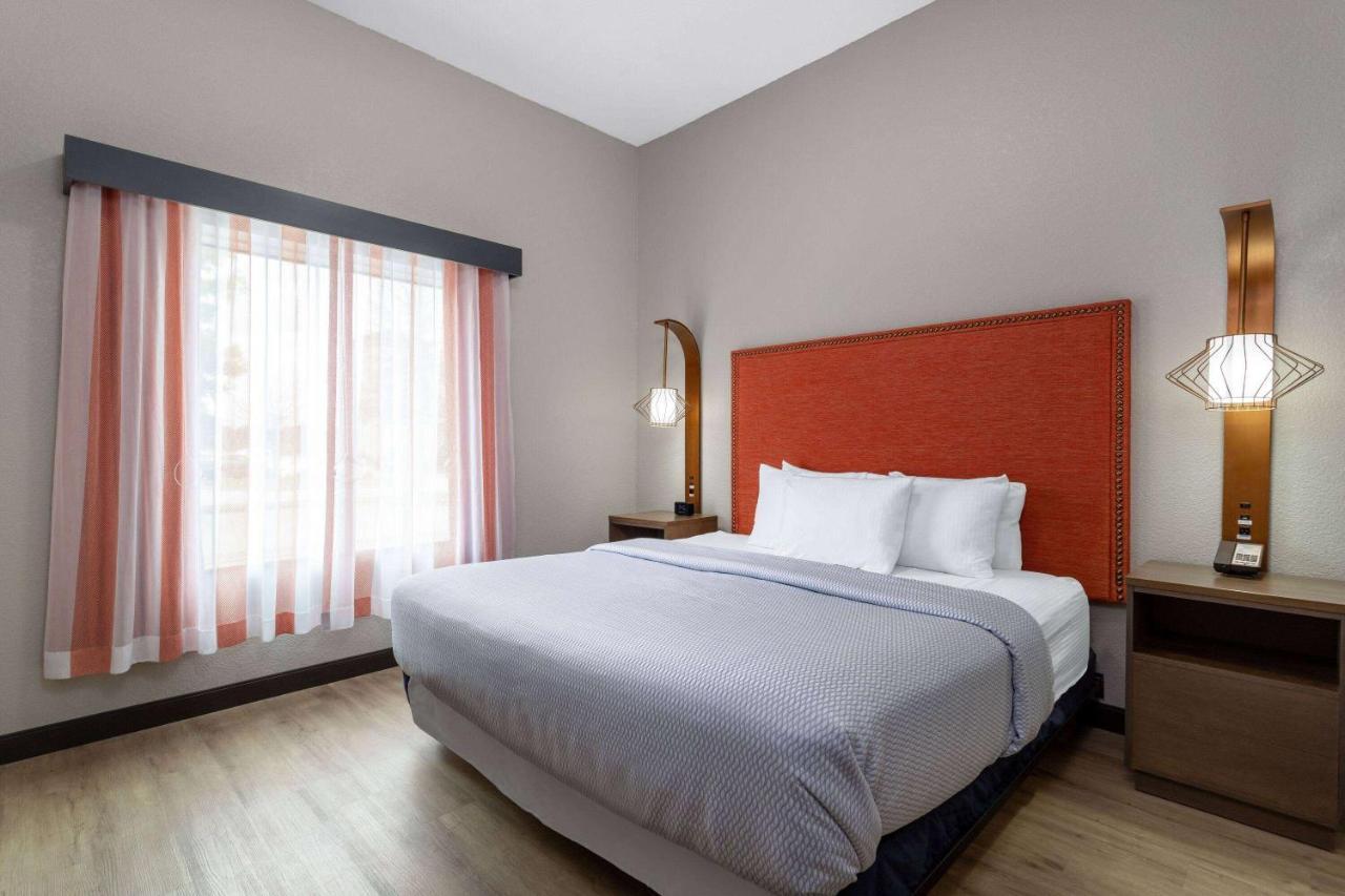 La Quinta Inn & Suites By Wyndham Augusta Fort Eisenhower Esterno foto