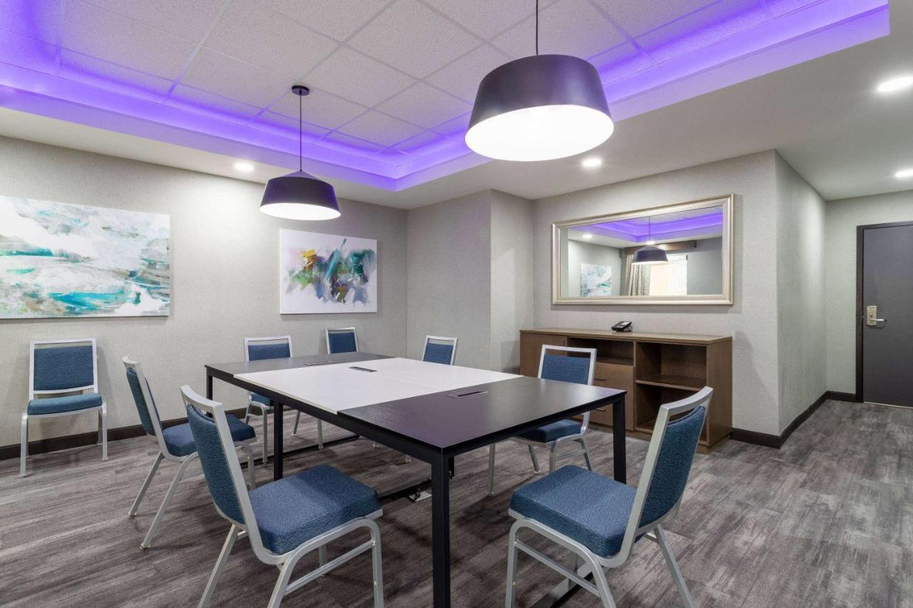 La Quinta Inn & Suites By Wyndham Augusta Fort Eisenhower Esterno foto