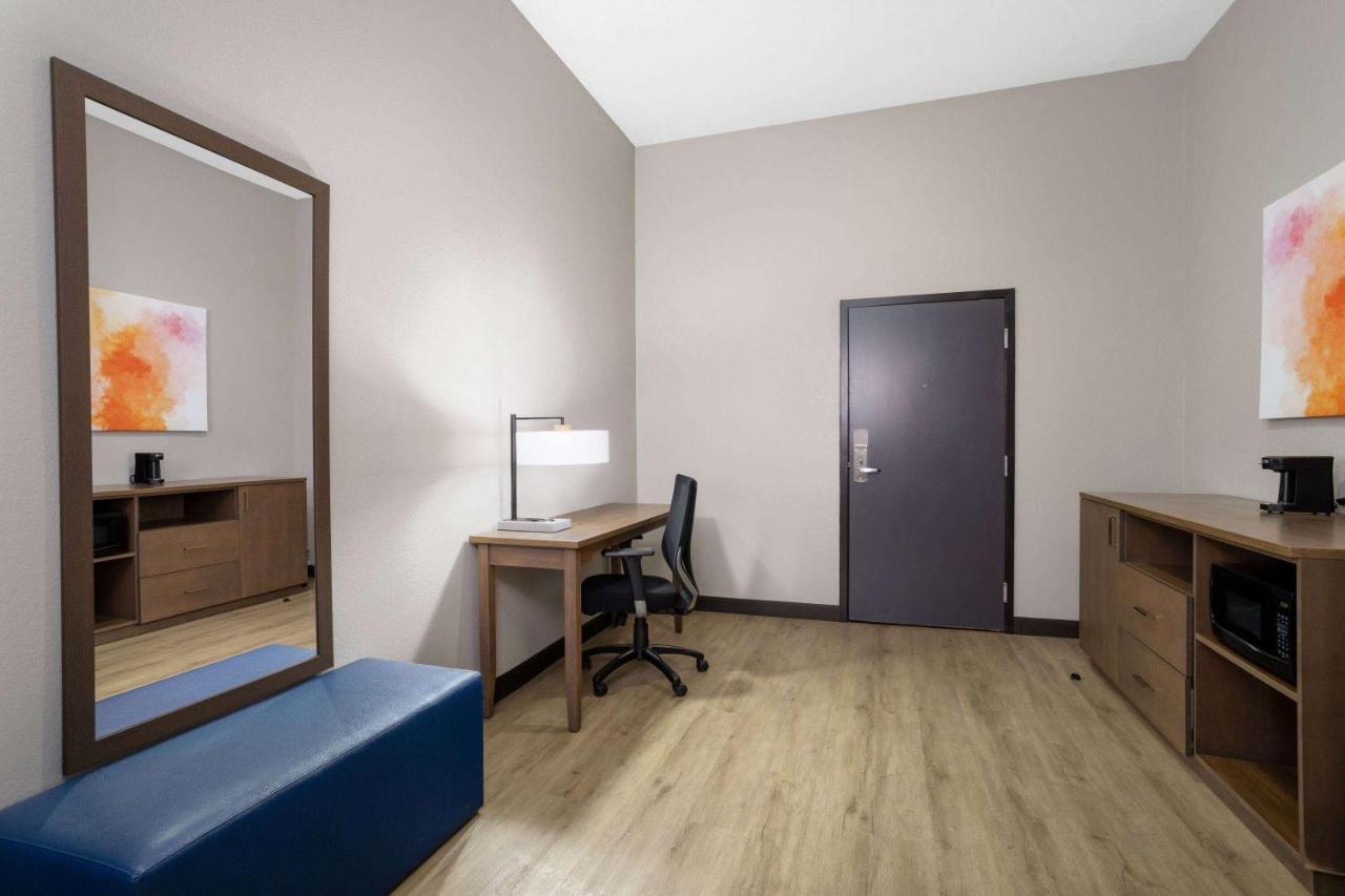 La Quinta Inn & Suites By Wyndham Augusta Fort Eisenhower Esterno foto
