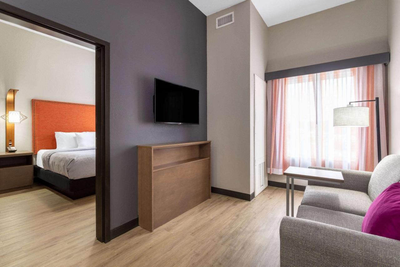 La Quinta Inn & Suites By Wyndham Augusta Fort Eisenhower Esterno foto
