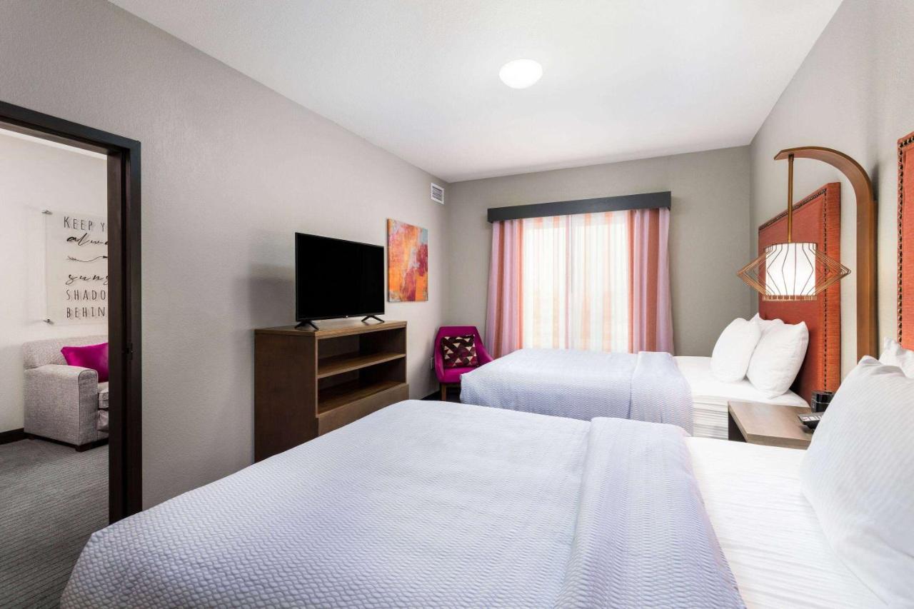 La Quinta Inn & Suites By Wyndham Augusta Fort Eisenhower Esterno foto
