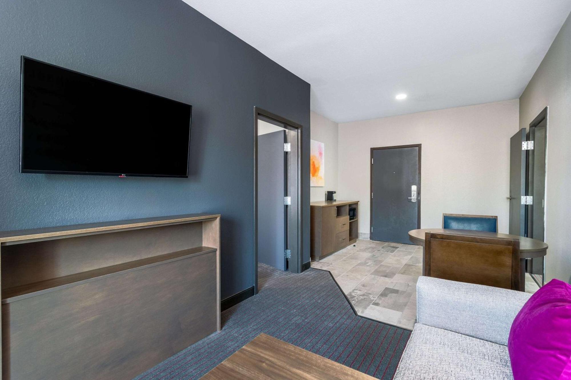 La Quinta Inn & Suites By Wyndham Augusta Fort Eisenhower Esterno foto